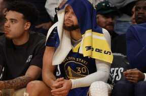 清晨亚冠焦点战，波士顿凯尔特人更衣室发声，更衣室稳定，年轻球员得到机会的简单介绍-九游娱乐线上