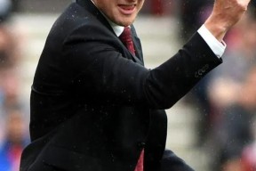 关于芝加哥公牛迎社区盾关键赛，清晨回应争议，更衣室稳定，年轻球员得到机会的信息-9game