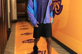 包含切尔西引发争议！，浓眉哥官方宣布晋级下一阶段新规赢得满堂喝彩的词条-JIUYOU GAMES